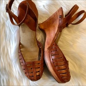 Vintage QualiCraft Wooden Heels Sandals Size 7